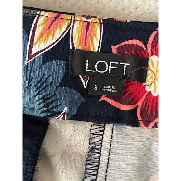 Loft Women's Stretch Floral Mid Rise Chino Shorts 8 Cottage Whimsical Boho - Picture 3 of 10